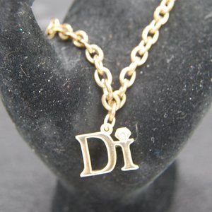 Retro - Gold Tone Bracelet / Friendship Bracelet - With Gold Tone Di Charm